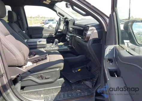 2023 Ford F-150 Xlt z USA, uszkodzony, nr VIN 1FTFW1E84PKF86777